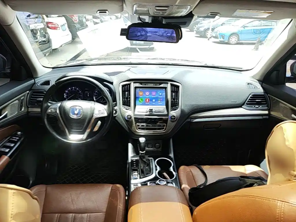 Changan CS95 2018 — фото 10