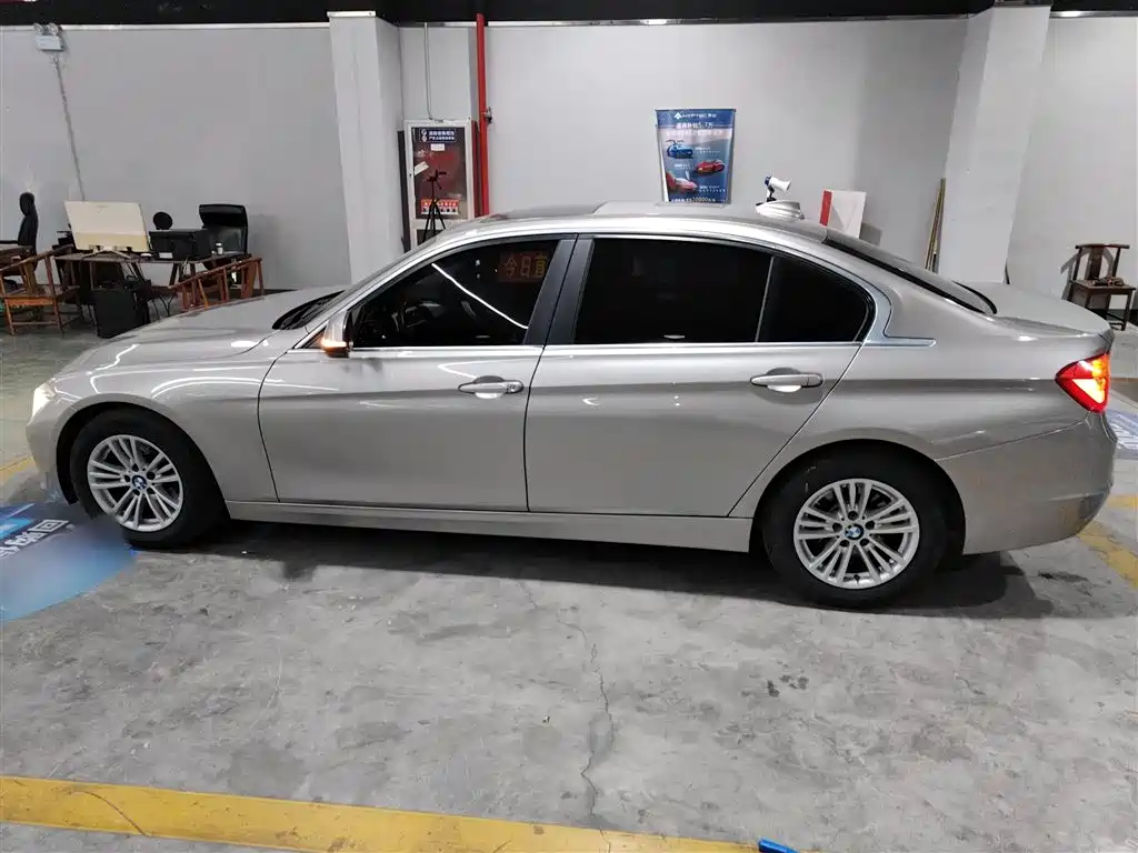 BMW 3 Series 2015 — фото 21