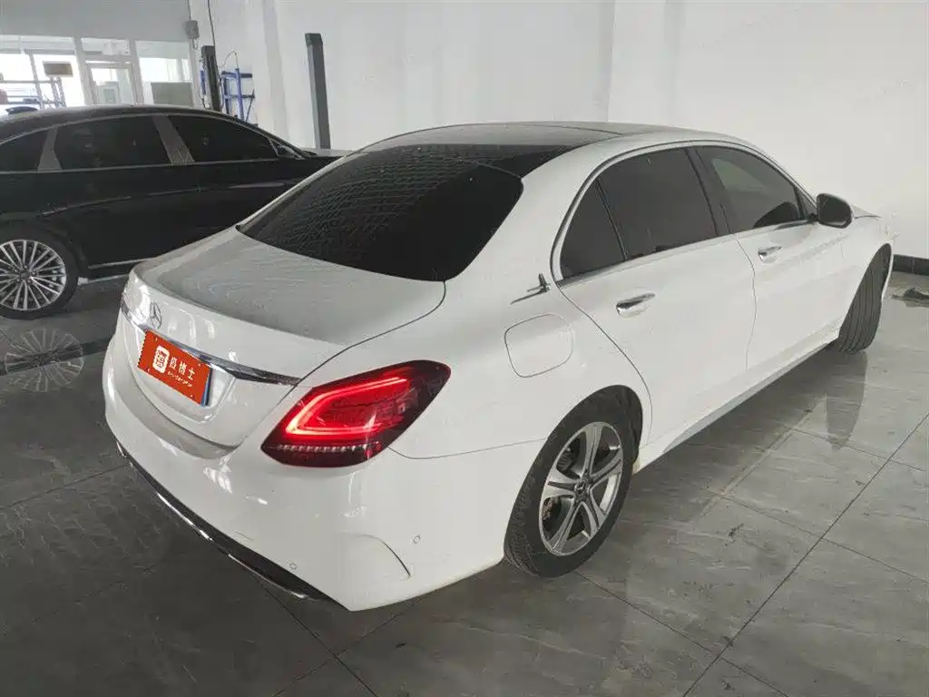 Mercedes-Benz C-Class 2019