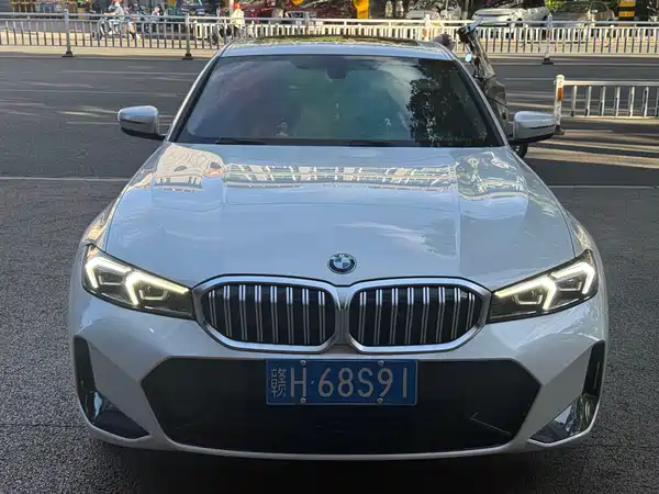 BMW 3 Series 2024