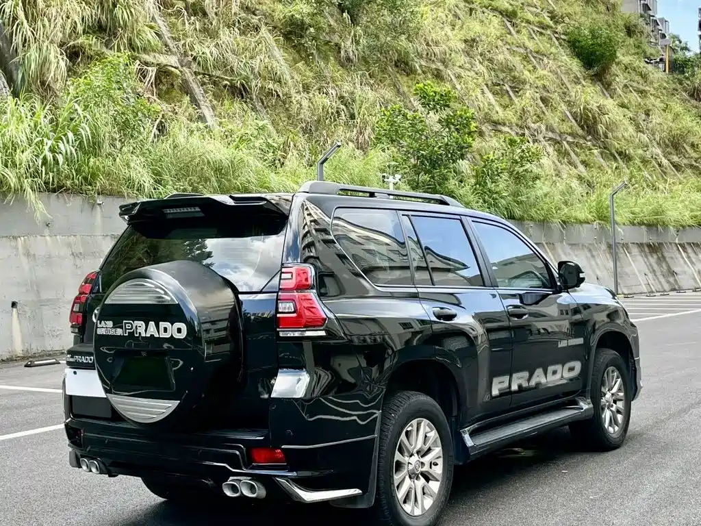 Toyota Prado 2019 — фото 9