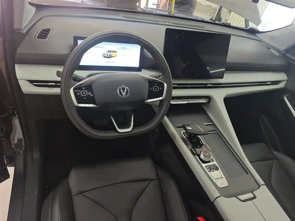 Changan CS75 PLUS 2025 — фото 10