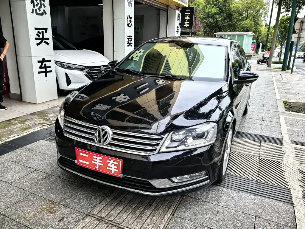 Volkswagen Magotan 2011