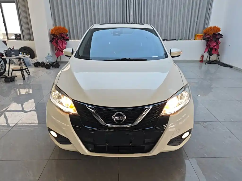 Nissan Tiida 2019