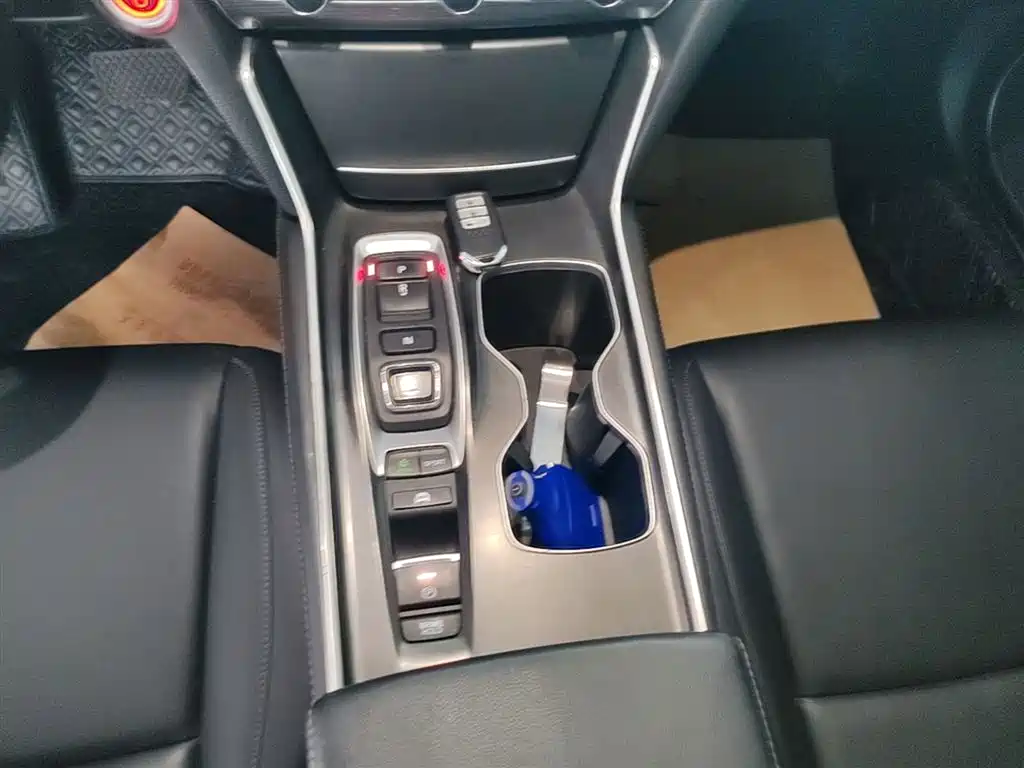 Honda Accord 2021 — фото 14