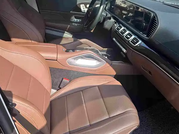 Mercedes-Benz GLE 2025