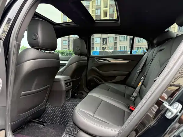Cadillac CT5 2025