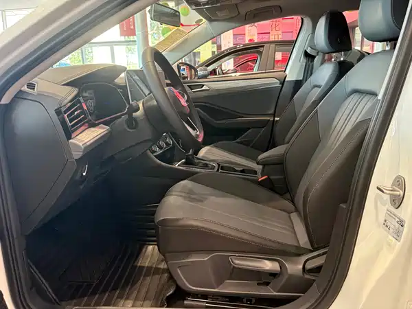 Volkswagen Sagitar 2026