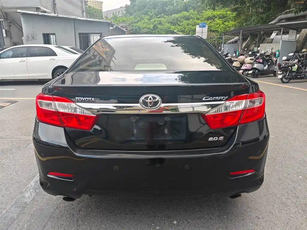 Toyota Camry 2012