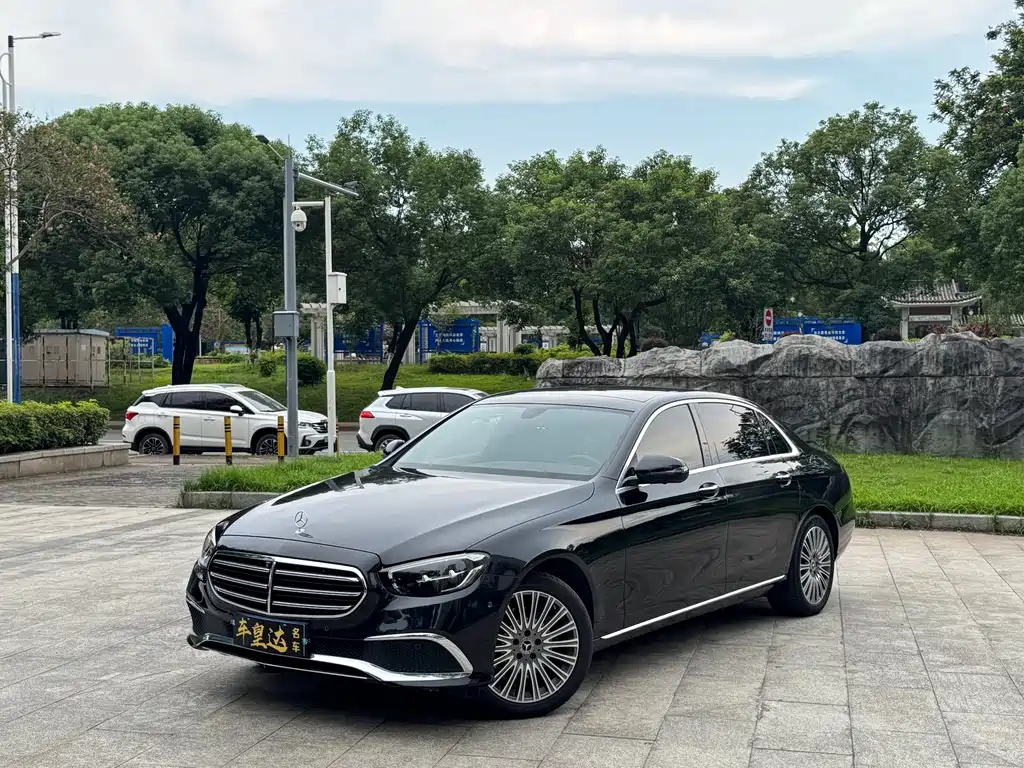 Mercedes-Benz E-Class 2023