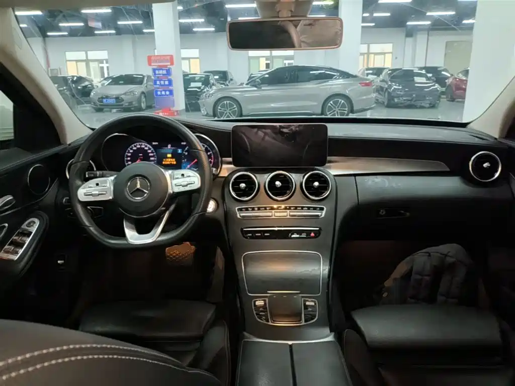 Mercedes-Benz C-Class 2020 — фото 10