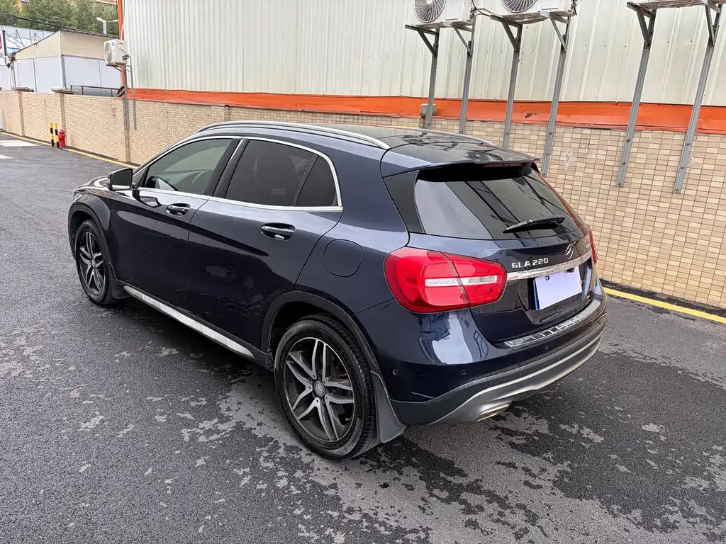 Mercedes-Benz GLA 2016 — фото 8