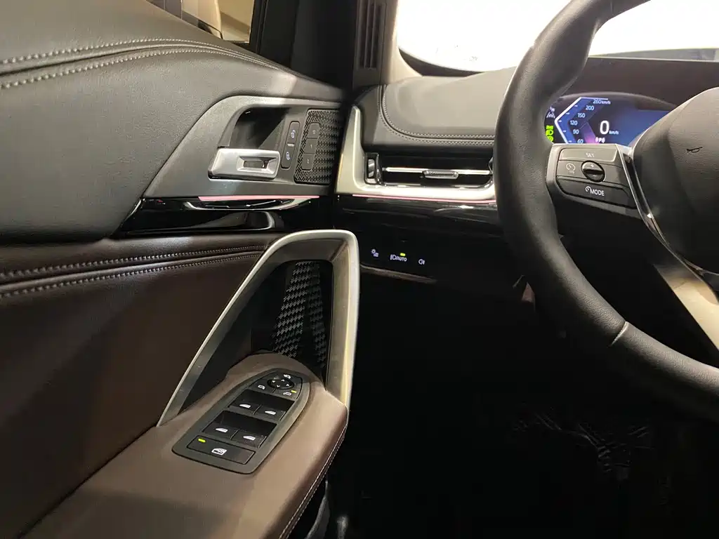 BMW X1 2023 — фото 11