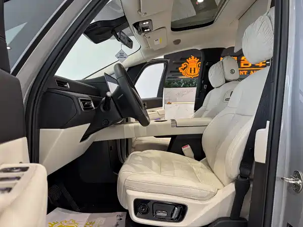 Li Auto MEGA 2025