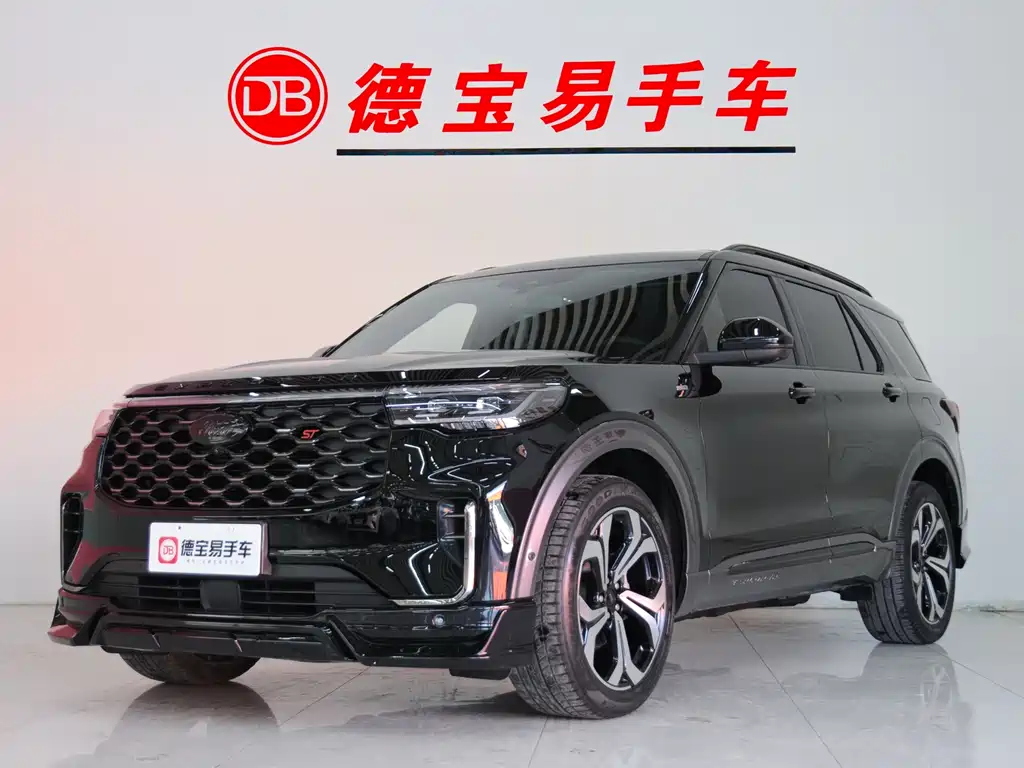 Ford Explorer 2022 — фото 1