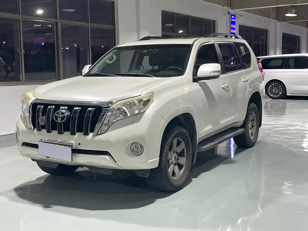 Toyota Prado 2016