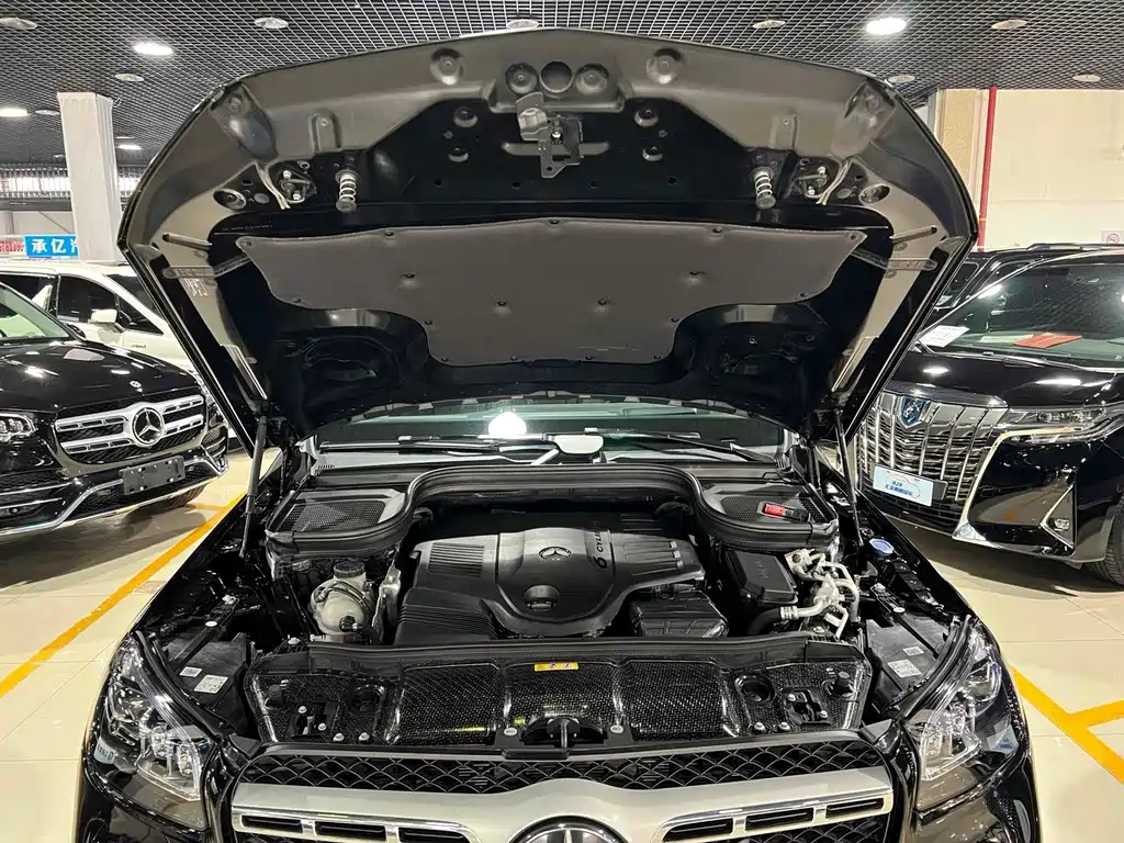 Mercedes-Benz GLS 2023 — фото 21