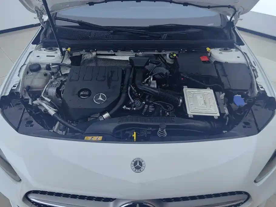 Mercedes-Benz A-Class 2023 — фото 10