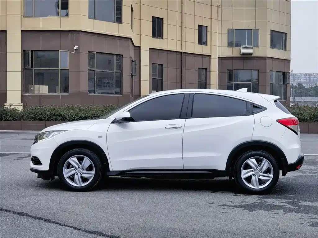 Honda Vezel 2021 — фото 29