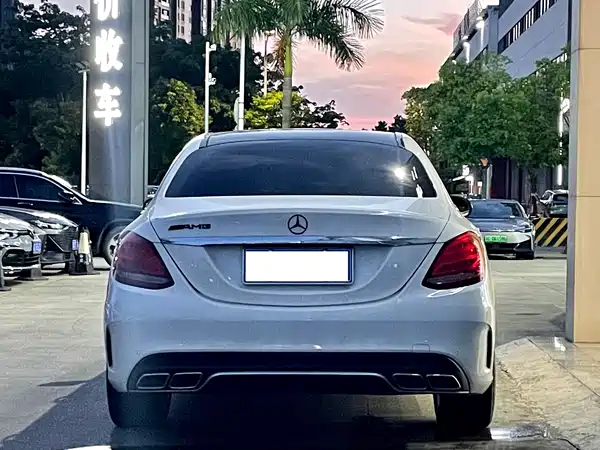 Mercedes-Benz C-Class 2018