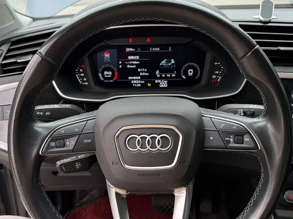 Audi Q3 2022 — фото 17