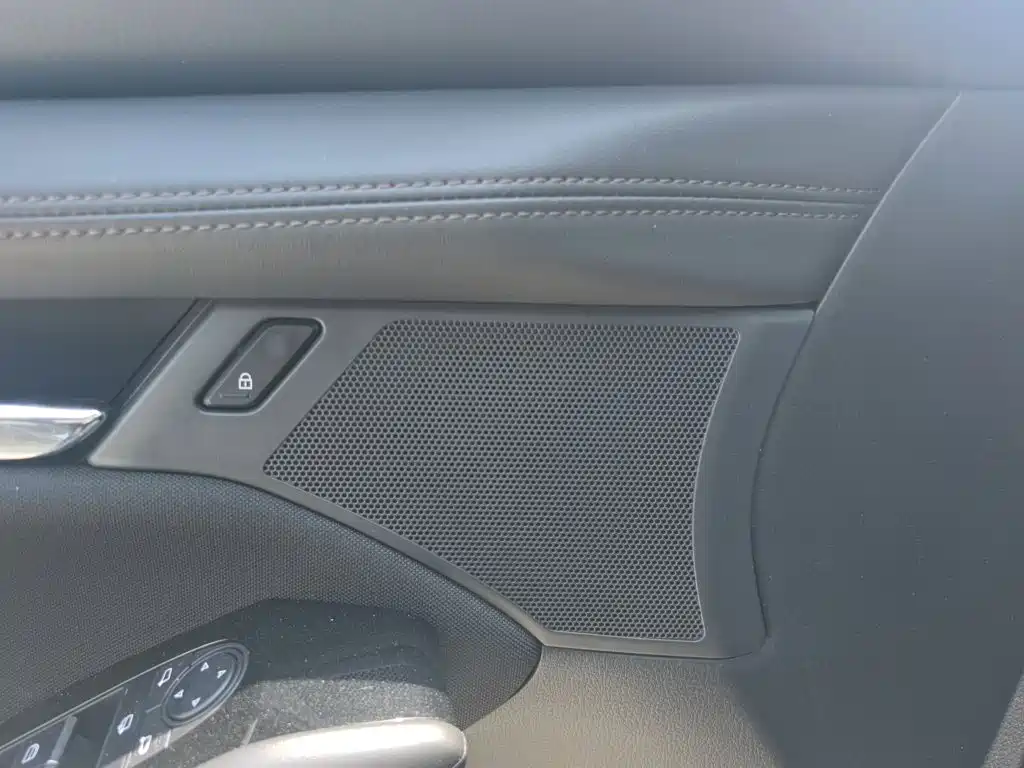 Mazda 3 Axela 2024