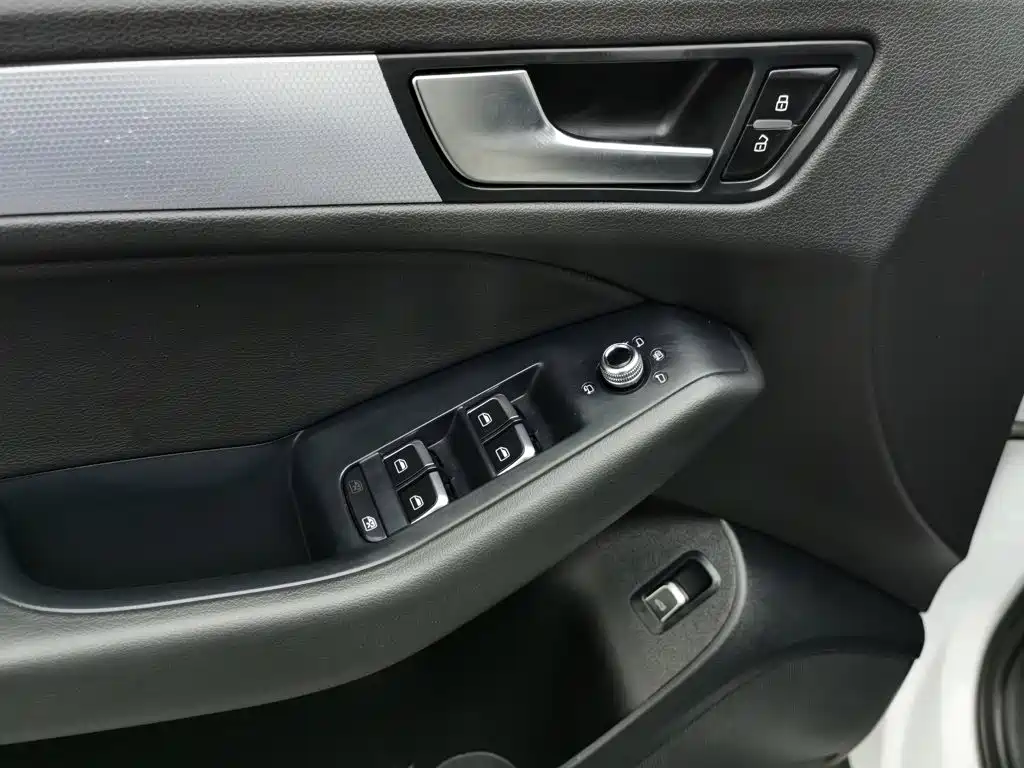 Audi Q5 2014 — фото 9