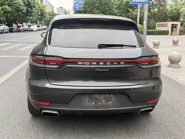 Porsche Macan 2020