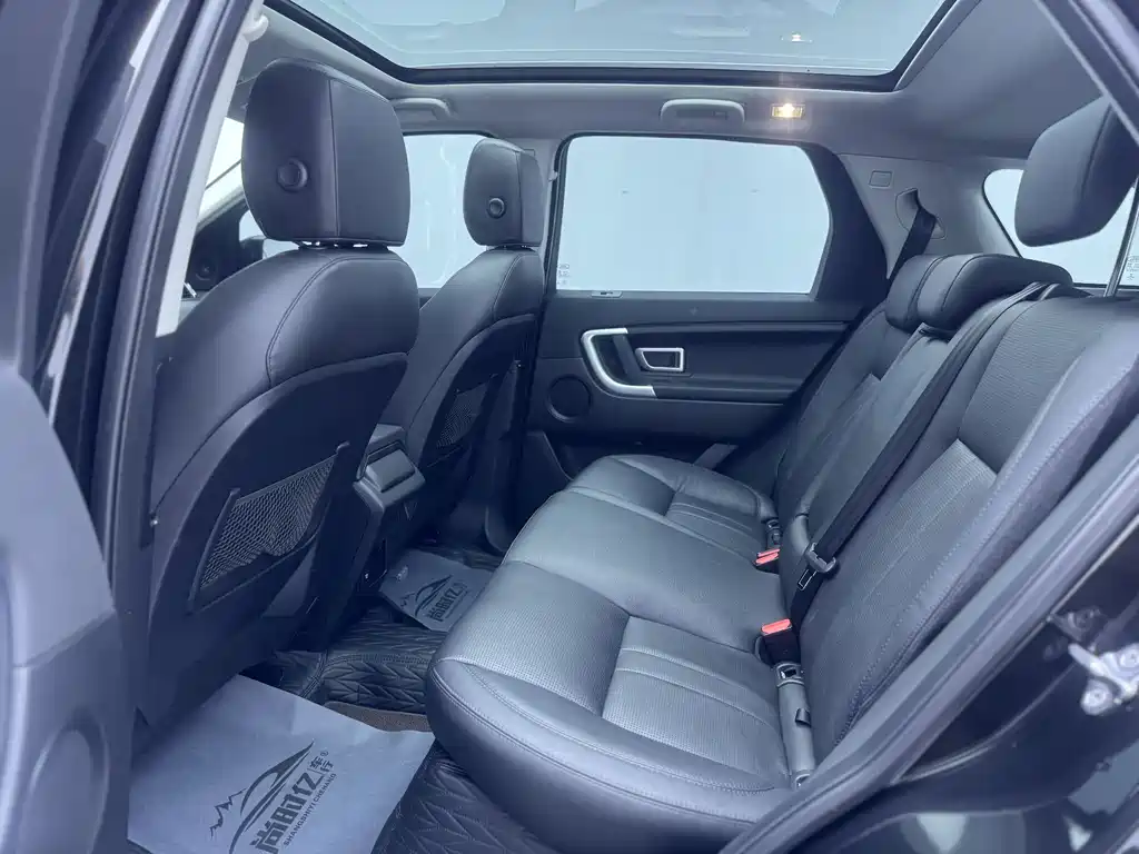 Land Rover Discovery Sport 2018 — фото 11
