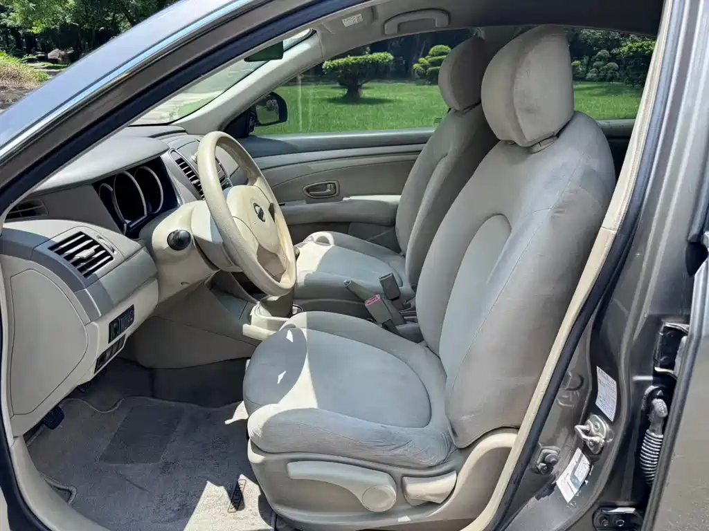 Nissan Sylphy 2013