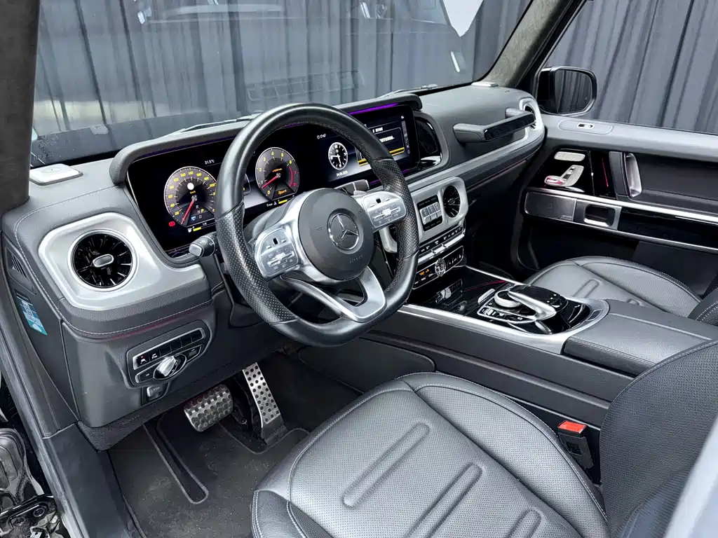 Mercedes-Benz G-Class 2019 — фото 14