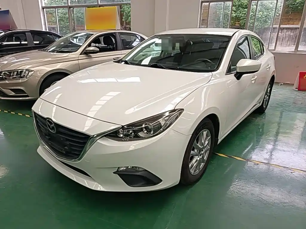 Mazda 3 Angkesela 2015