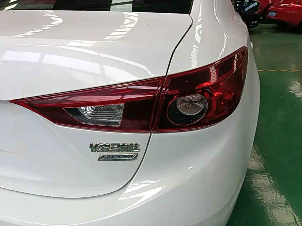Mazda 3 Angkesela 2015 — фото 8