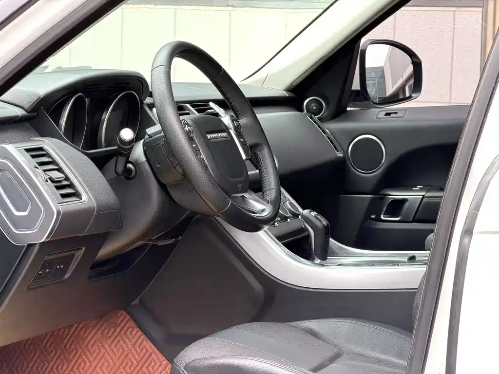 Land Rover Sport 2016