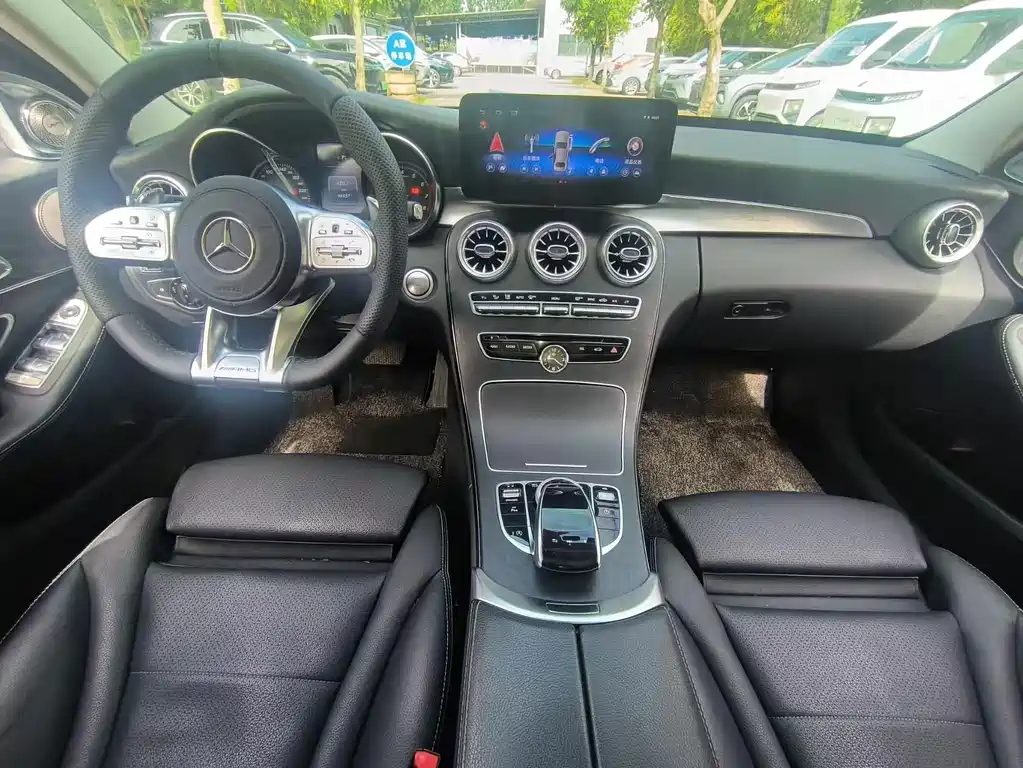 Mercedes-Benz C-Class 2017 — фото 11