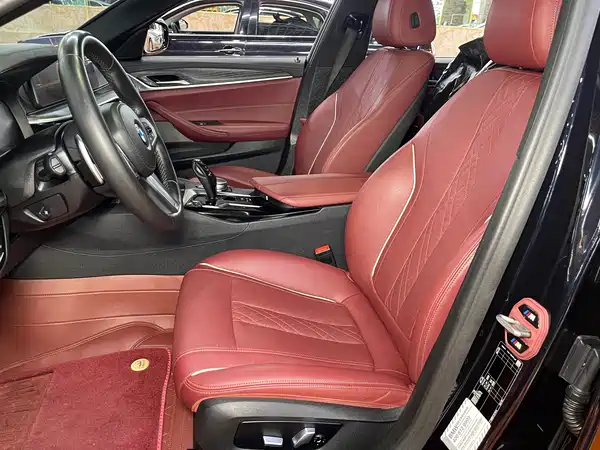 BMW 5 Series 2021