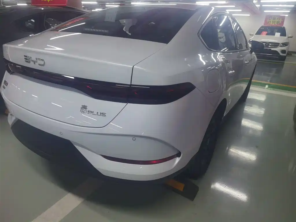 BYD Qin PLUS 2026 — фото 8