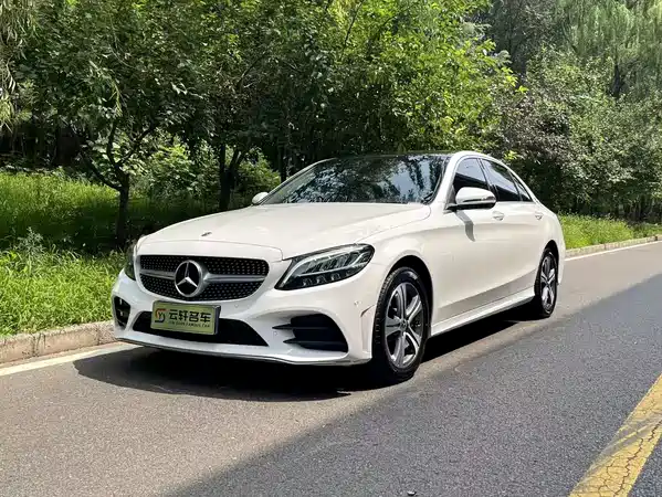 Mercedes-Benz C-Class 2021
