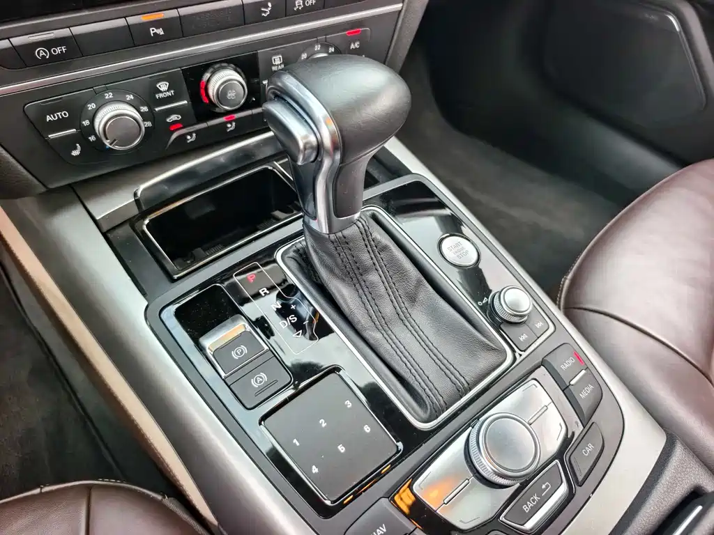 Audi A7 2014 — фото 7