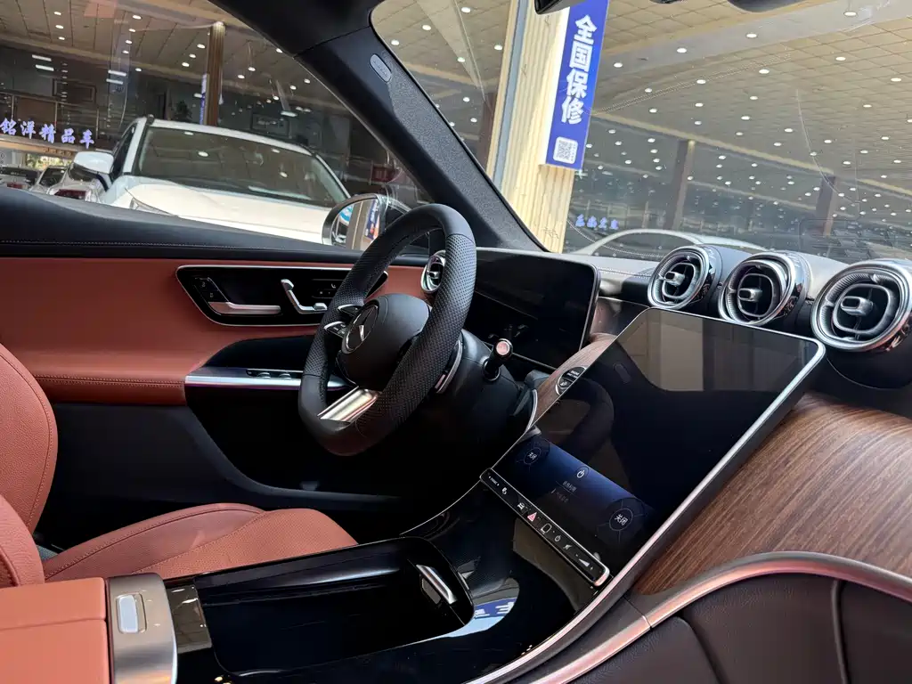 Mercedes-Benz GLC 2023 — фото 12