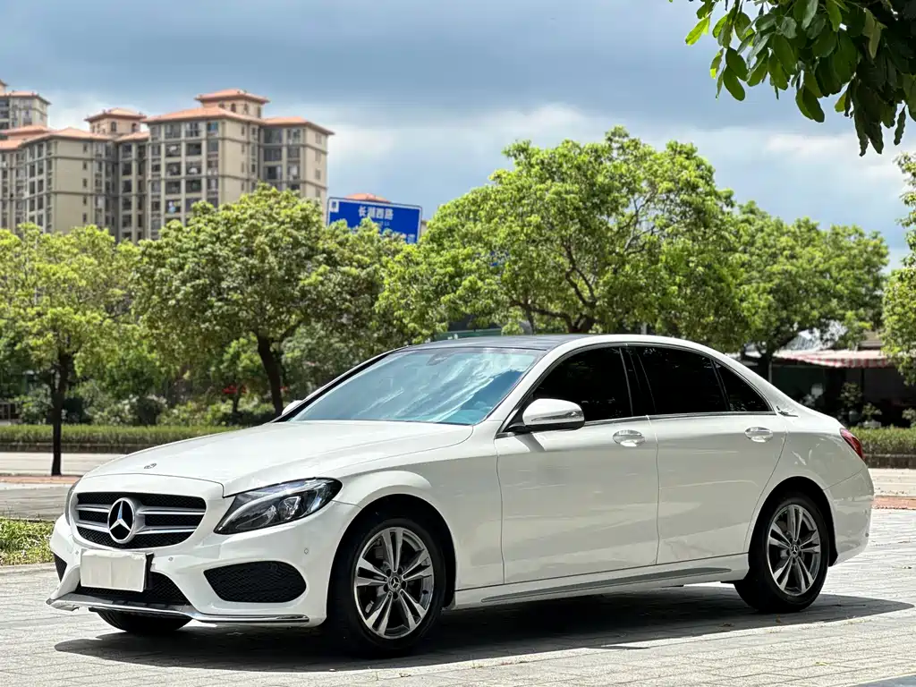 Mercedes-Benz C-Class 2017