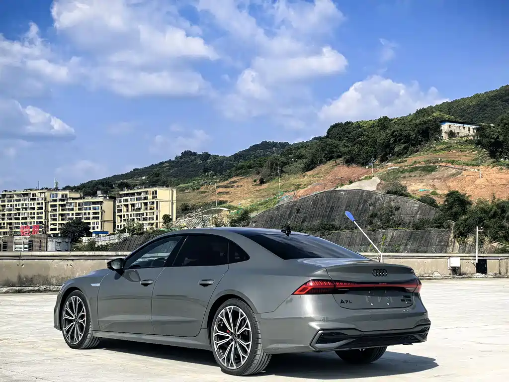 Audi A7L 2026 — фото 15