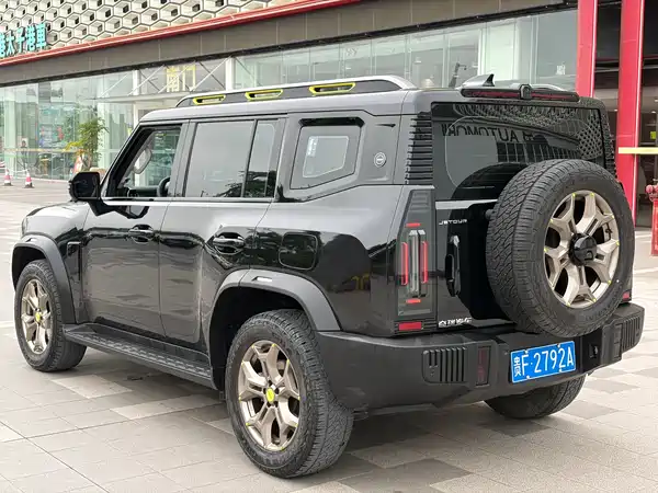 Jetour Traveller 2023