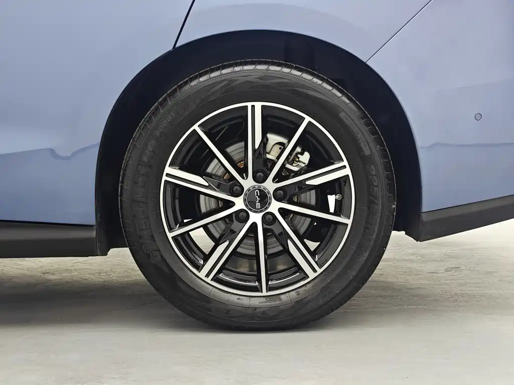 BYD Seal 06 2025 — фото 12