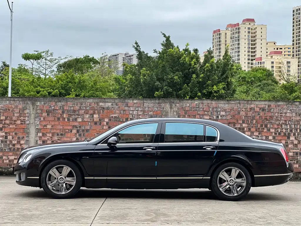 Bentley Flying Spur 2013