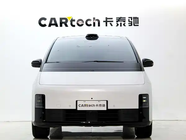 Li Auto MEGA 2025