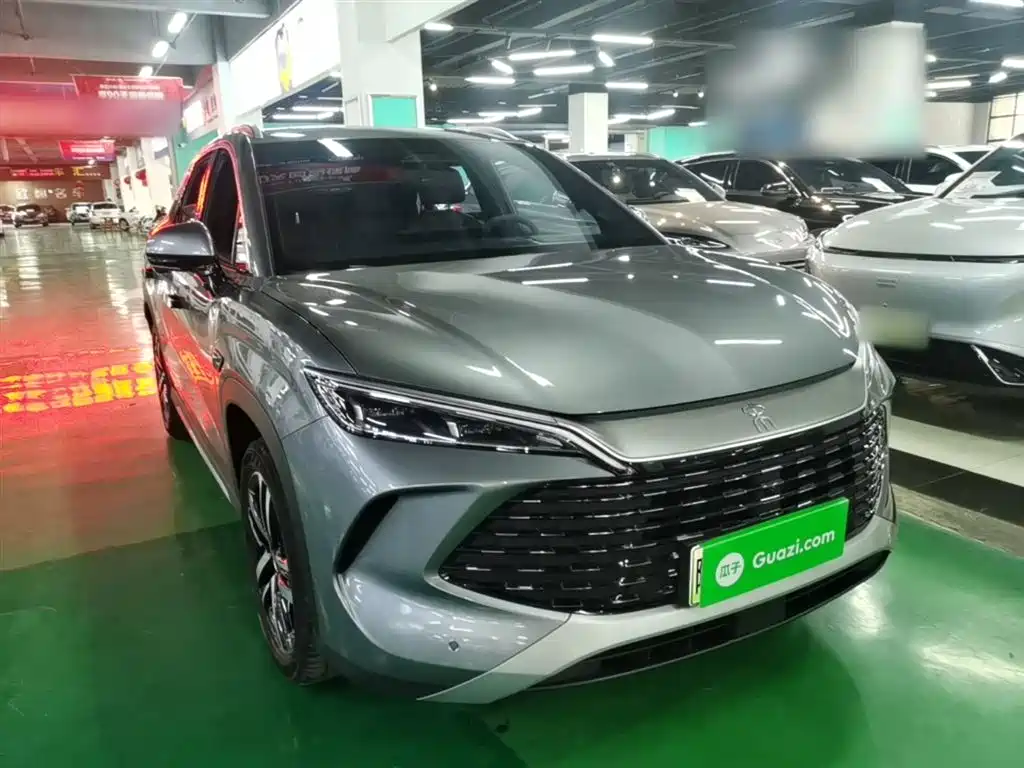 BYD L DM-i 2025 — фото 4