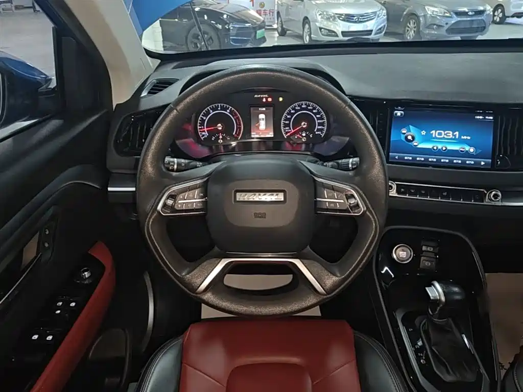 Haval H2s 2018 — фото 11