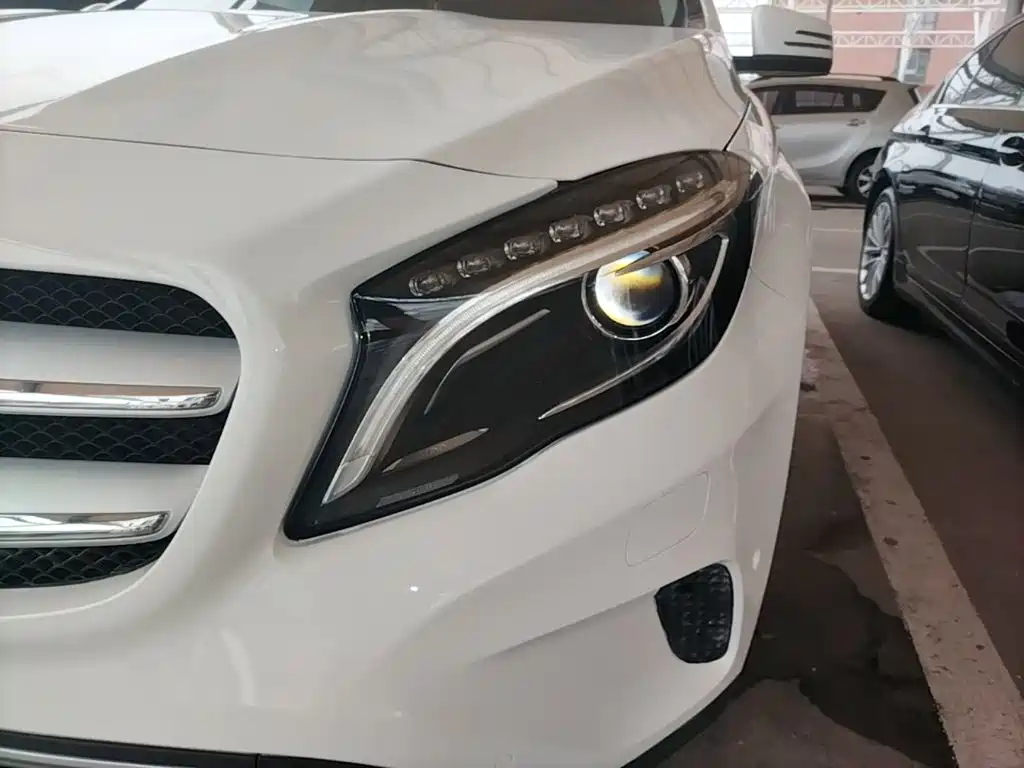 Mercedes-Benz GLA 2016 — фото 24