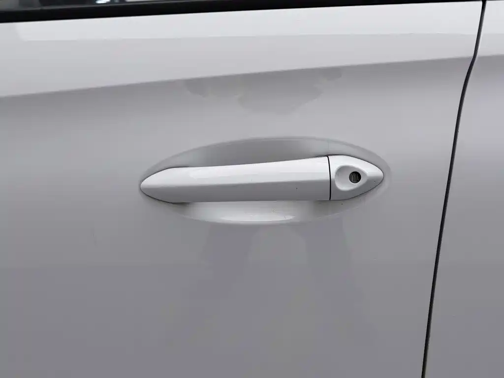 Buick Excelle 2023 — фото 18